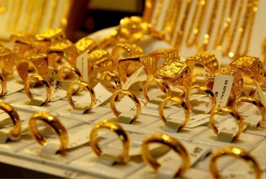 Giá vàng biến động mạnh trong buổi chiều